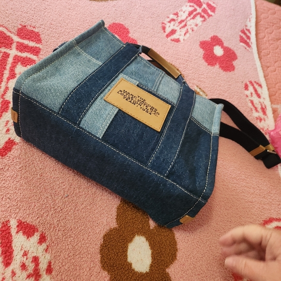 Marc Jacobs The Tote Bag in denim! - Picture 5 of 6